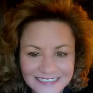 Meet your Posher, Cleo